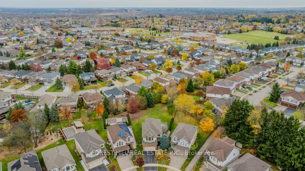 Photo 35 of 568 Little Dover Crescent, Waterloo — HOMEH