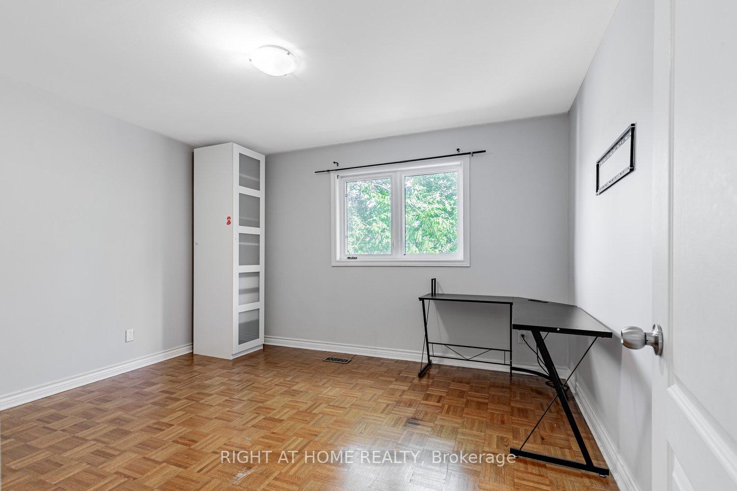 Photo 15 of 2230 Old Rutherford Road, Vaughan, Maple — HOMEH
