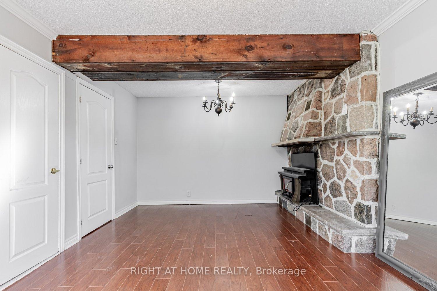 Photo 30 of 2230 Old Rutherford Road, Vaughan, Maple — HOMEH