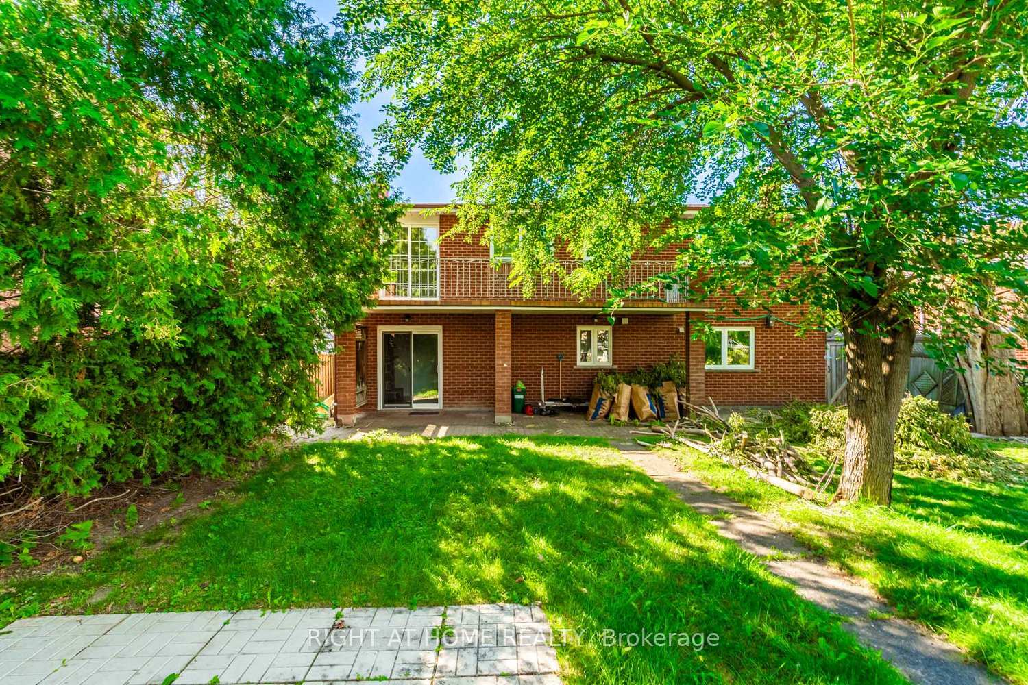 Photo 33 of 2230 Old Rutherford Road, Vaughan, Maple — HOMEH