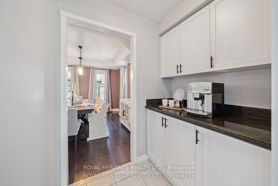 Photo 12 of 57 Croxall Boulevard, Whitby, Brooklin — HOMEH