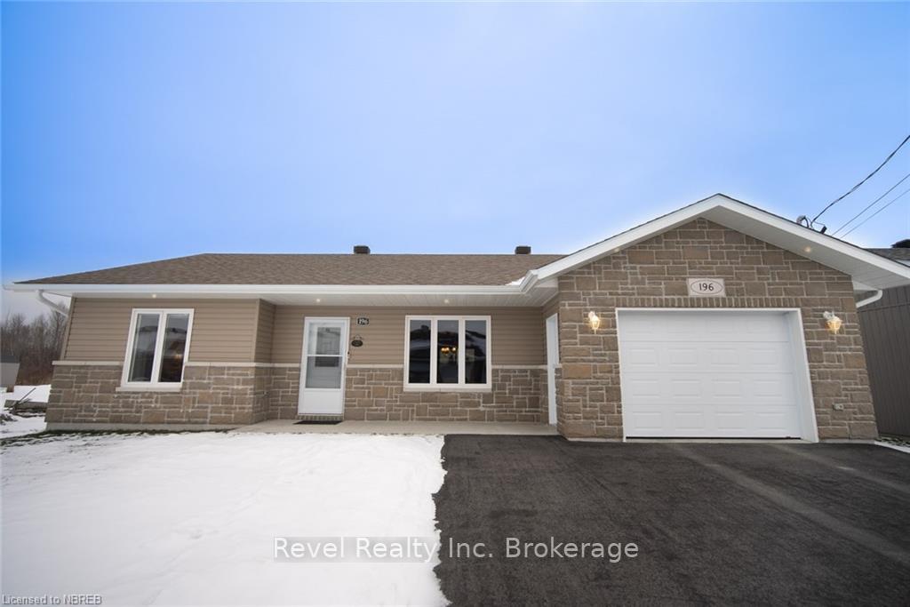 Photo 1 of 196 Dovercourt Road, West Nipissing, Sturgeon Falls — HOMEH