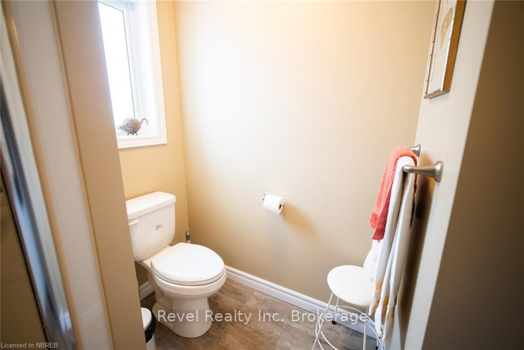 Photo 17 of 196 Dovercourt Road, West Nipissing, Sturgeon Falls — HOMEH
