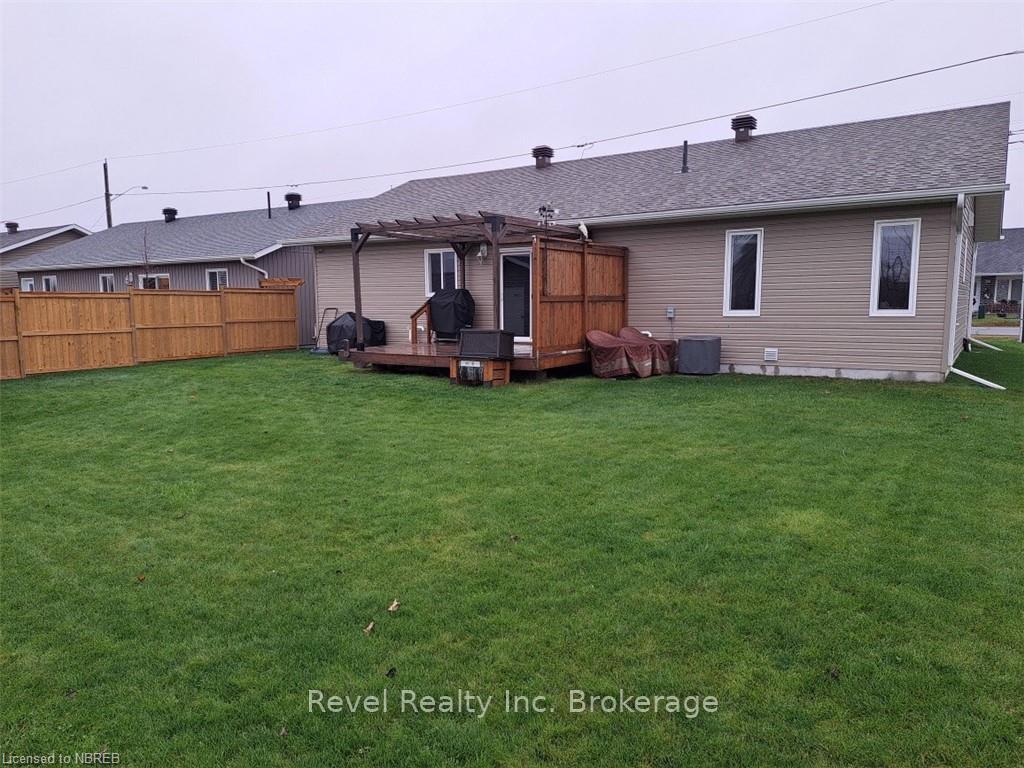 Photo 19 of 196 Dovercourt Road, West Nipissing, Sturgeon Falls — HOMEH