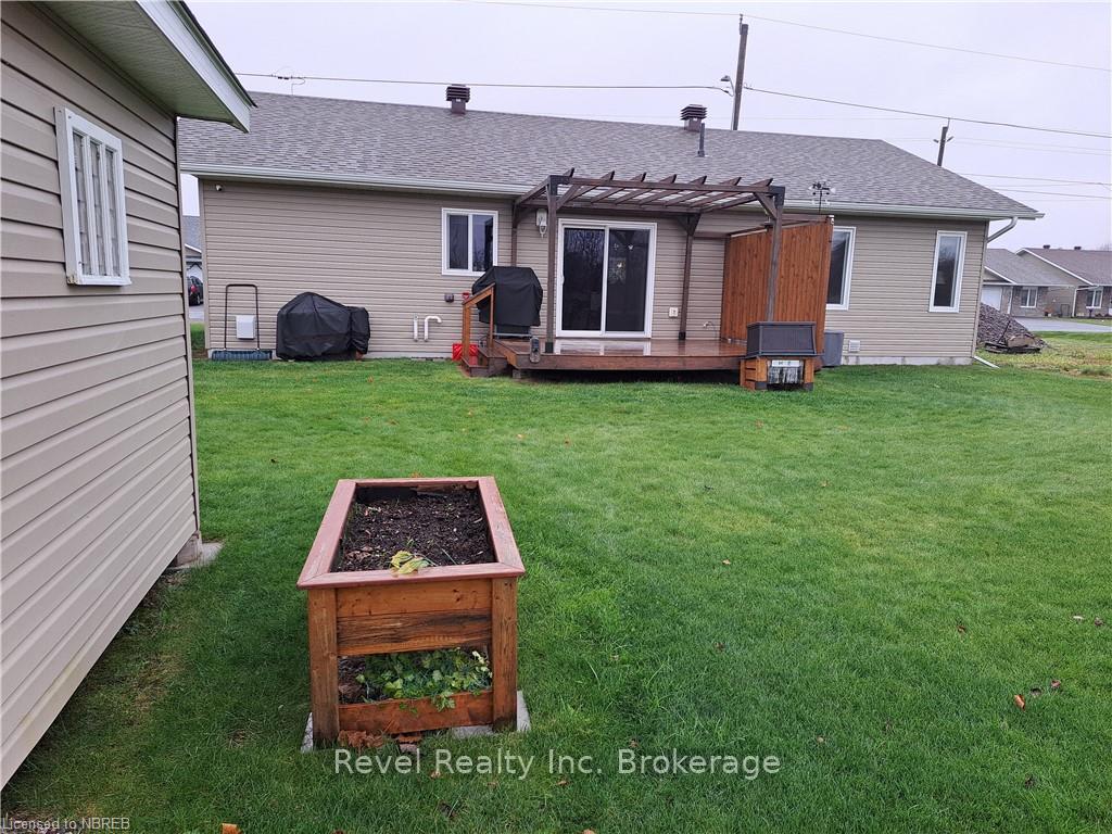 Photo 20 of 196 Dovercourt Road, West Nipissing, Sturgeon Falls — HOMEH