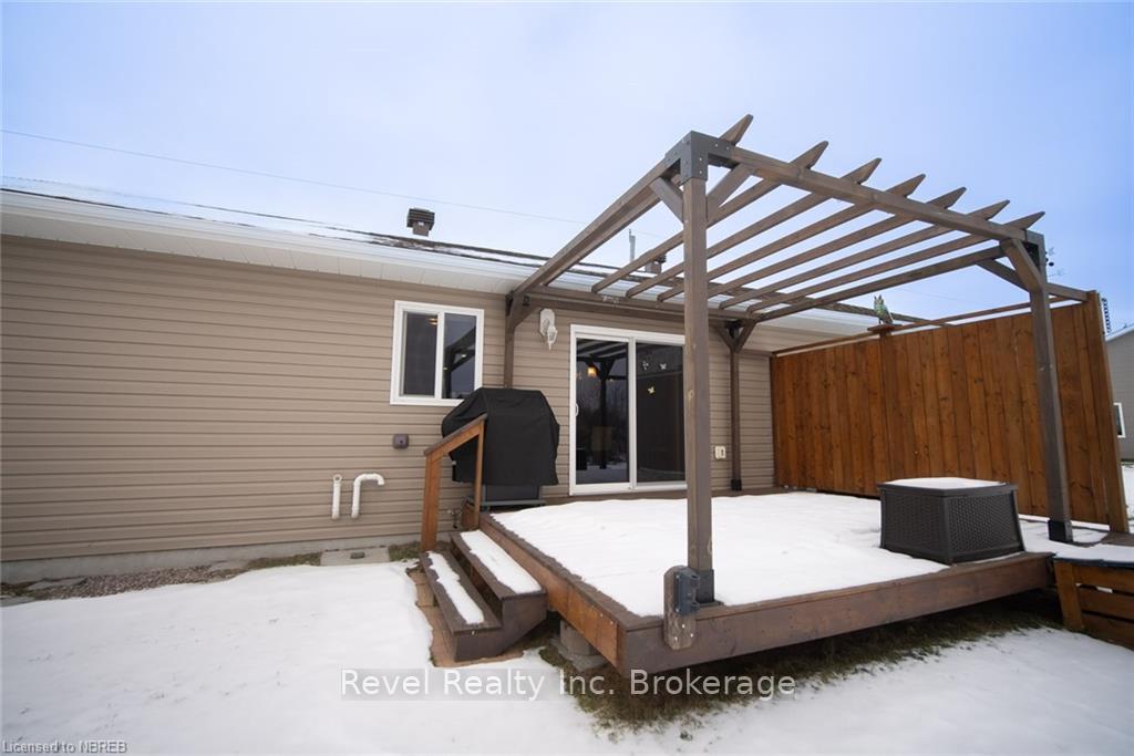Photo 24 of 196 Dovercourt Road, West Nipissing, Sturgeon Falls — HOMEH