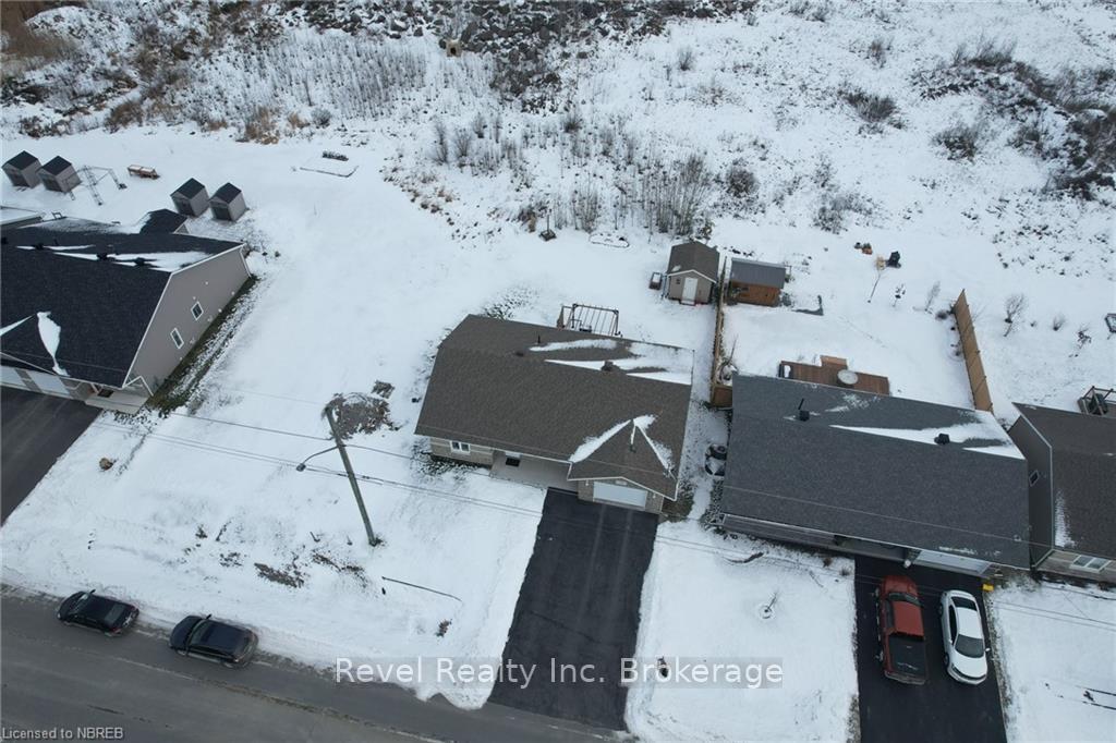 Photo 33 of 196 Dovercourt Road, West Nipissing, Sturgeon Falls — HOMEH