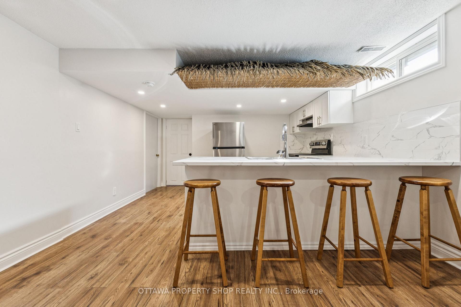 Photo 12 of 46 Flint Court, Ottawa, Barrhaven - Pheasant Run — HOMEH