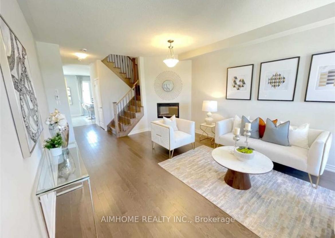 Photo 2 of 91 Decast Crescent, Markham, Box Grove — HOMEH