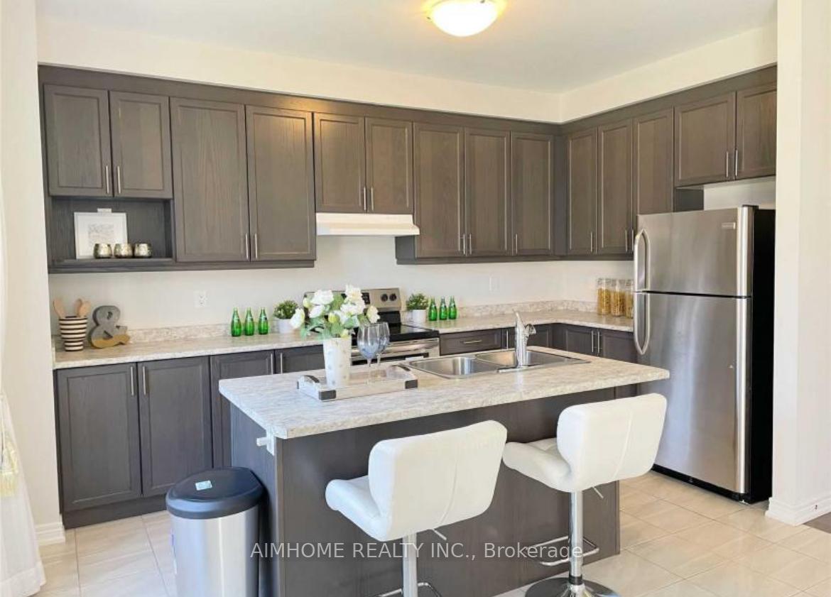 Photo 11 of 91 Decast Crescent, Markham, Box Grove — HOMEH