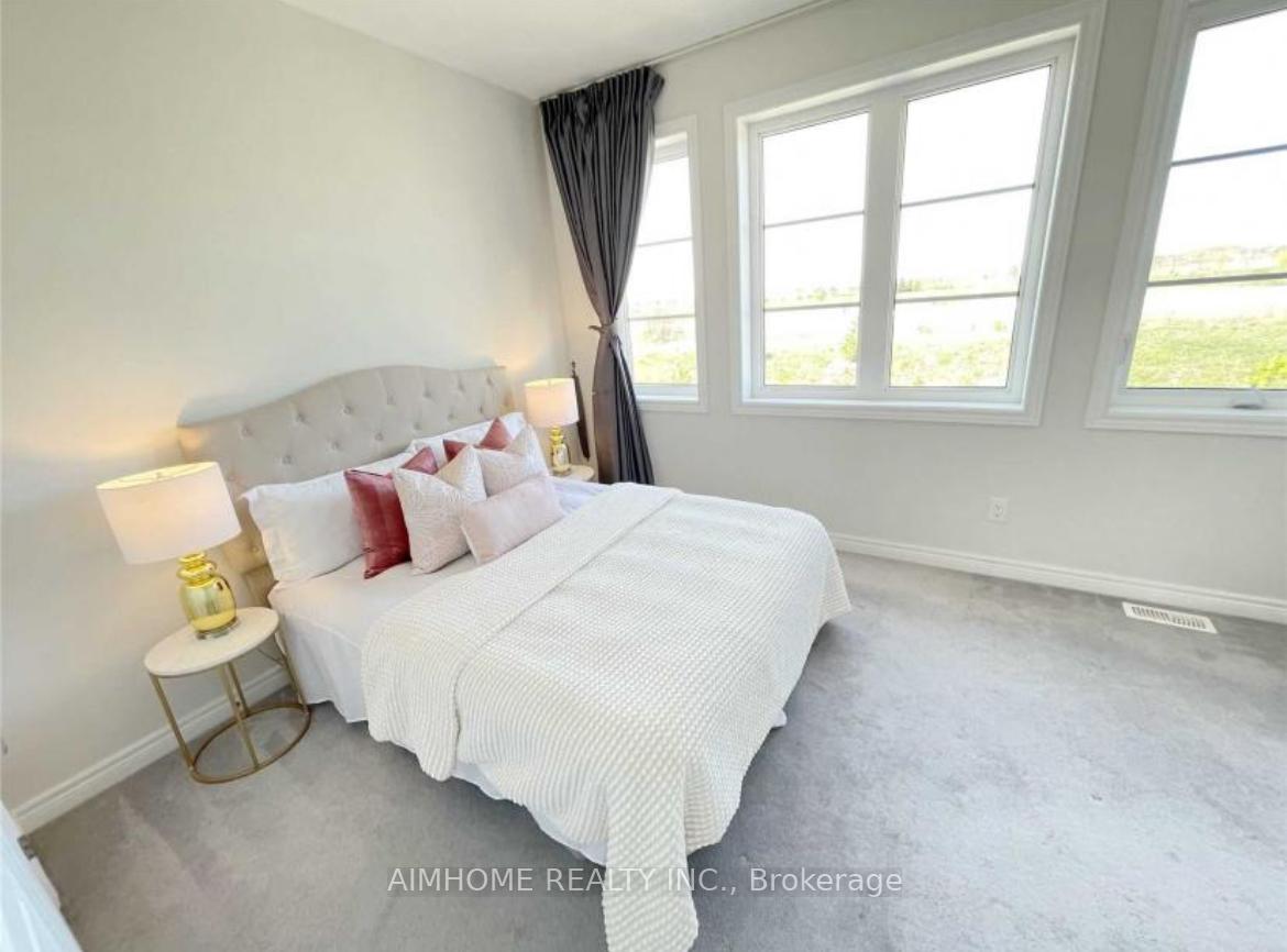 Photo 24 of 91 Decast Crescent, Markham, Box Grove — HOMEH