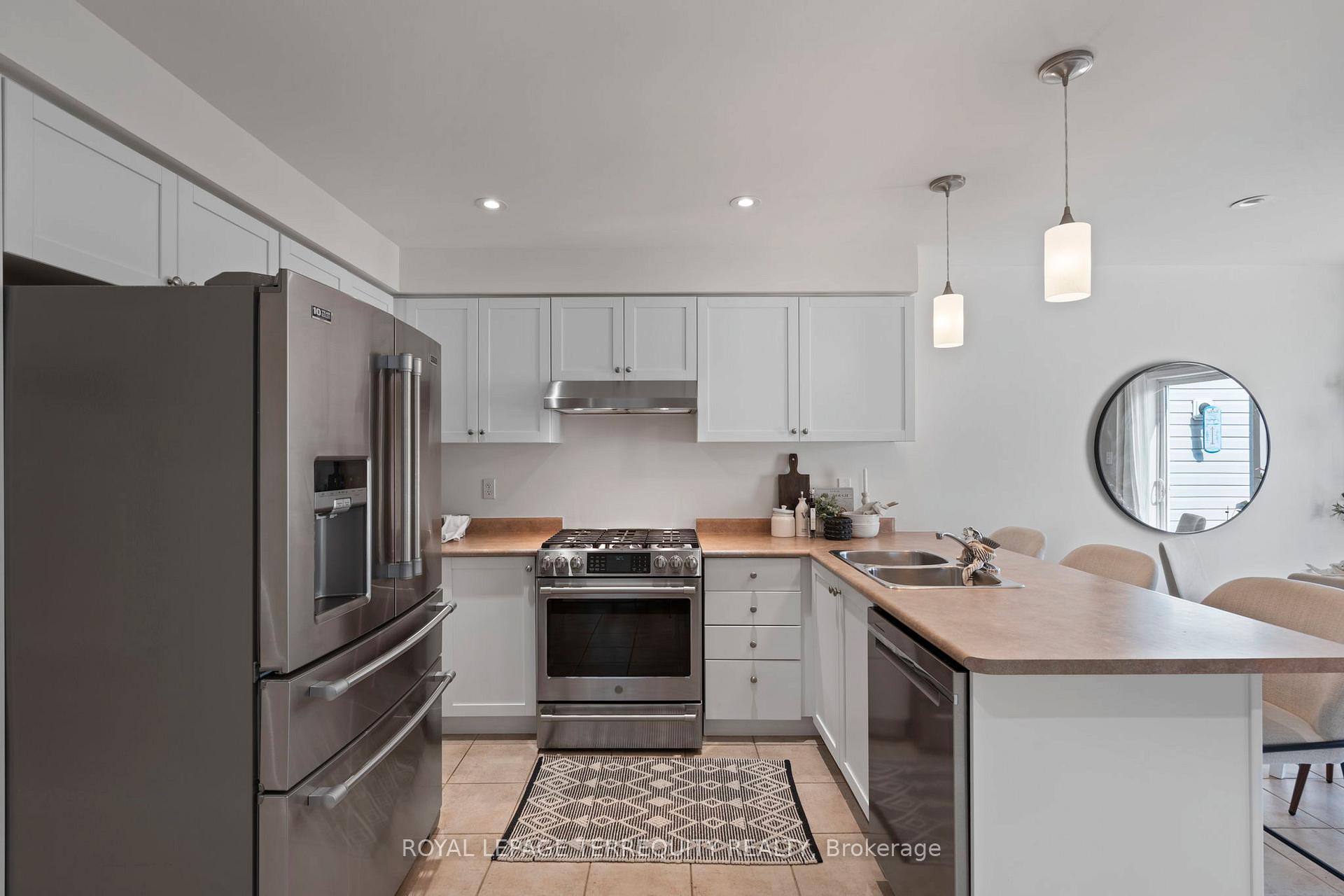 Photo 8 of 74 Samandria Avenue, Whitby, Taunton North — HOMEH
