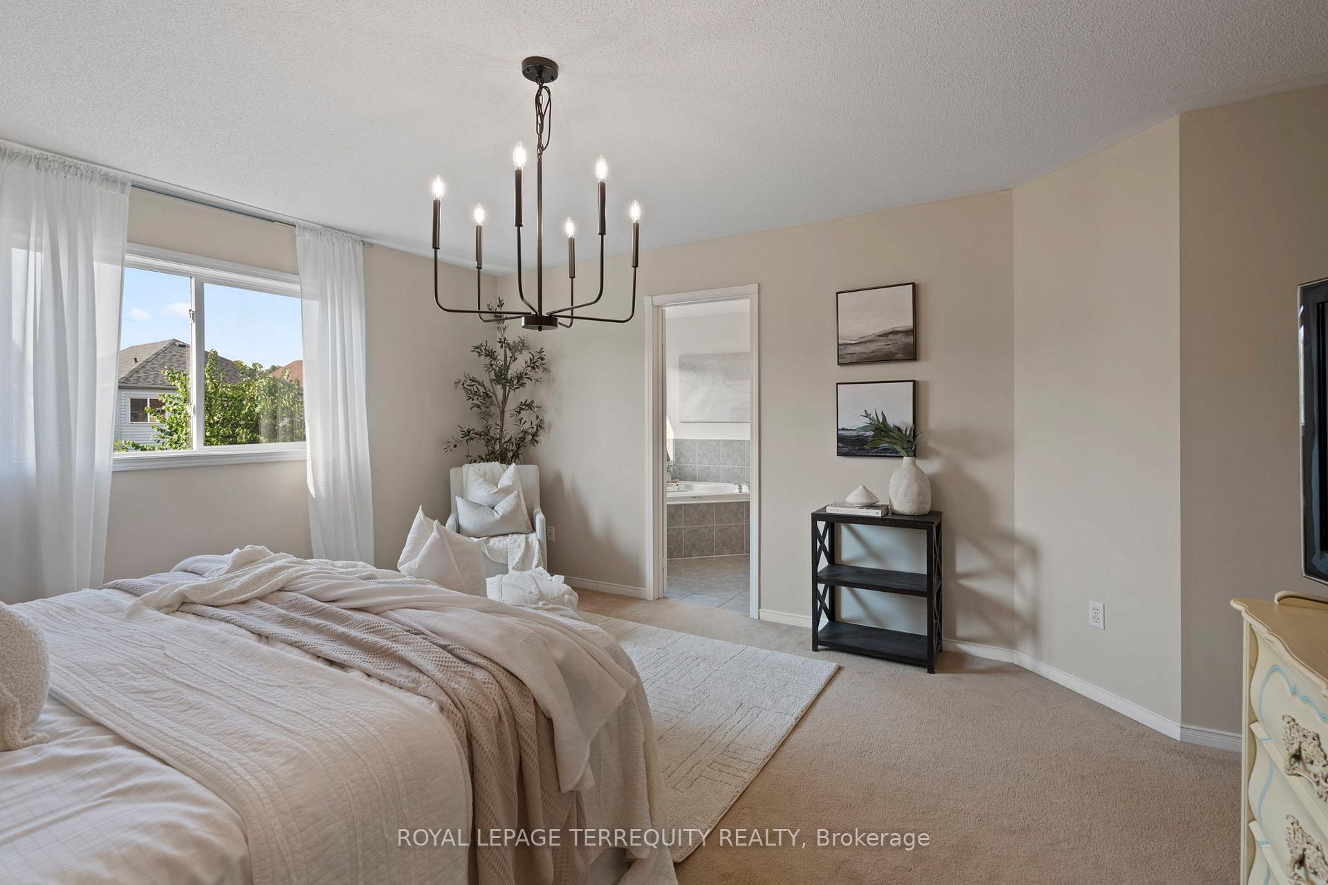 Photo 24 of 74 Samandria Avenue, Whitby, Taunton North — HOMEH