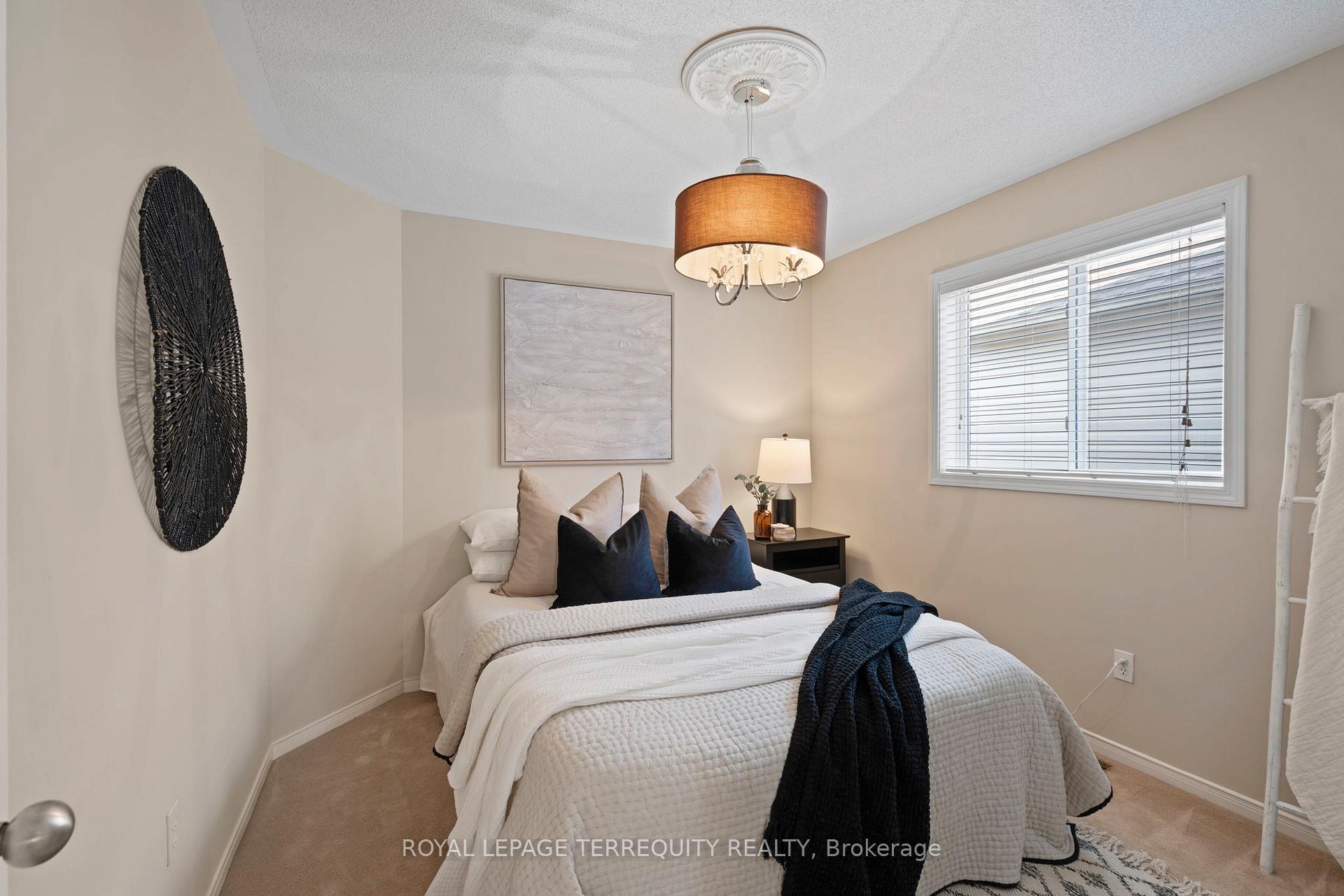 Photo 27 of 74 Samandria Avenue, Whitby, Taunton North — HOMEH