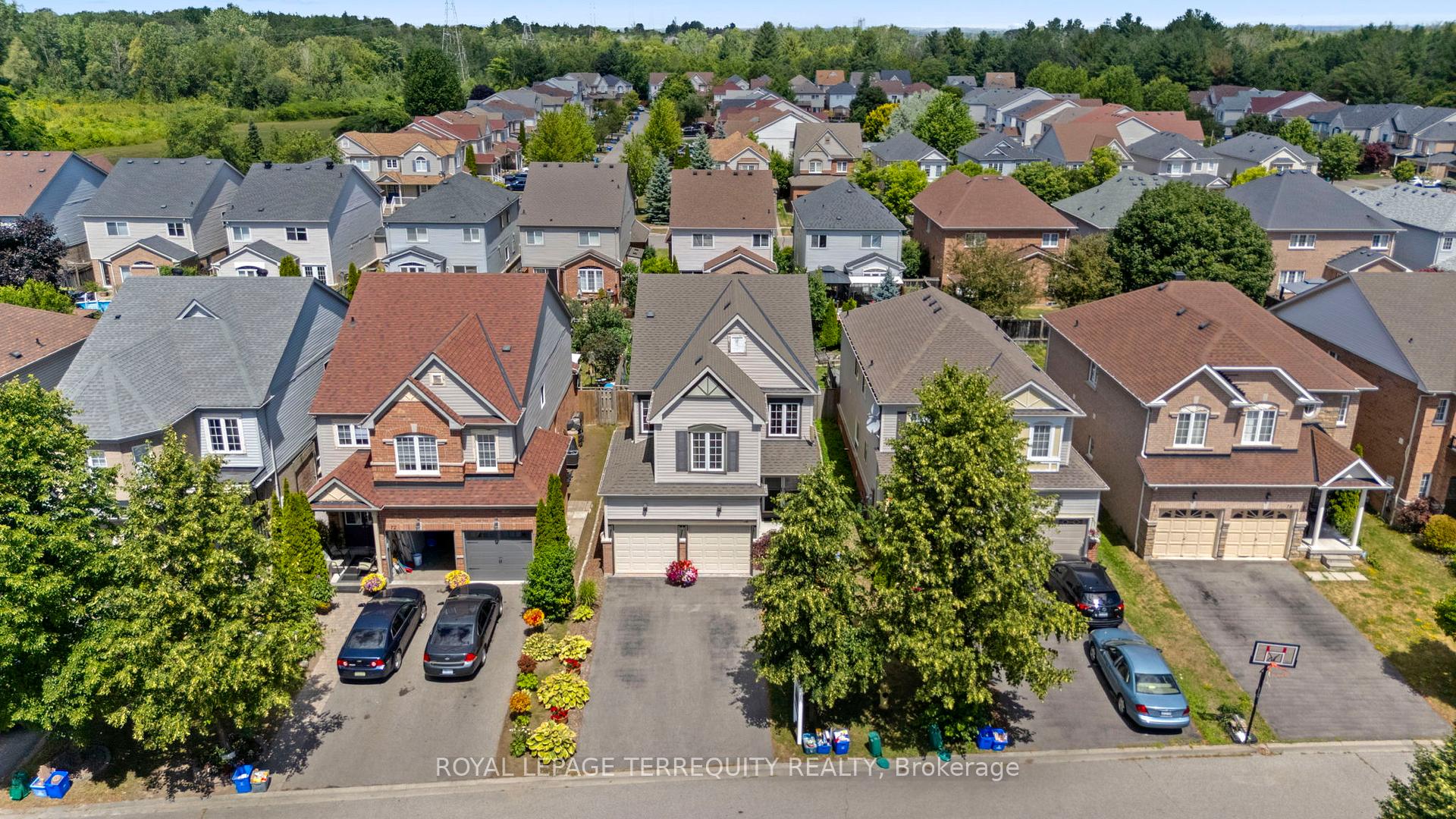 Photo 38 of 74 Samandria Avenue, Whitby, Taunton North — HOMEH