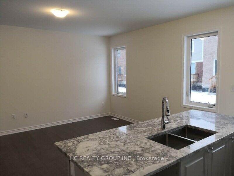 Photo 5 of 122 Westfield Drive, Whitby, Rural Whitby — HOMEH