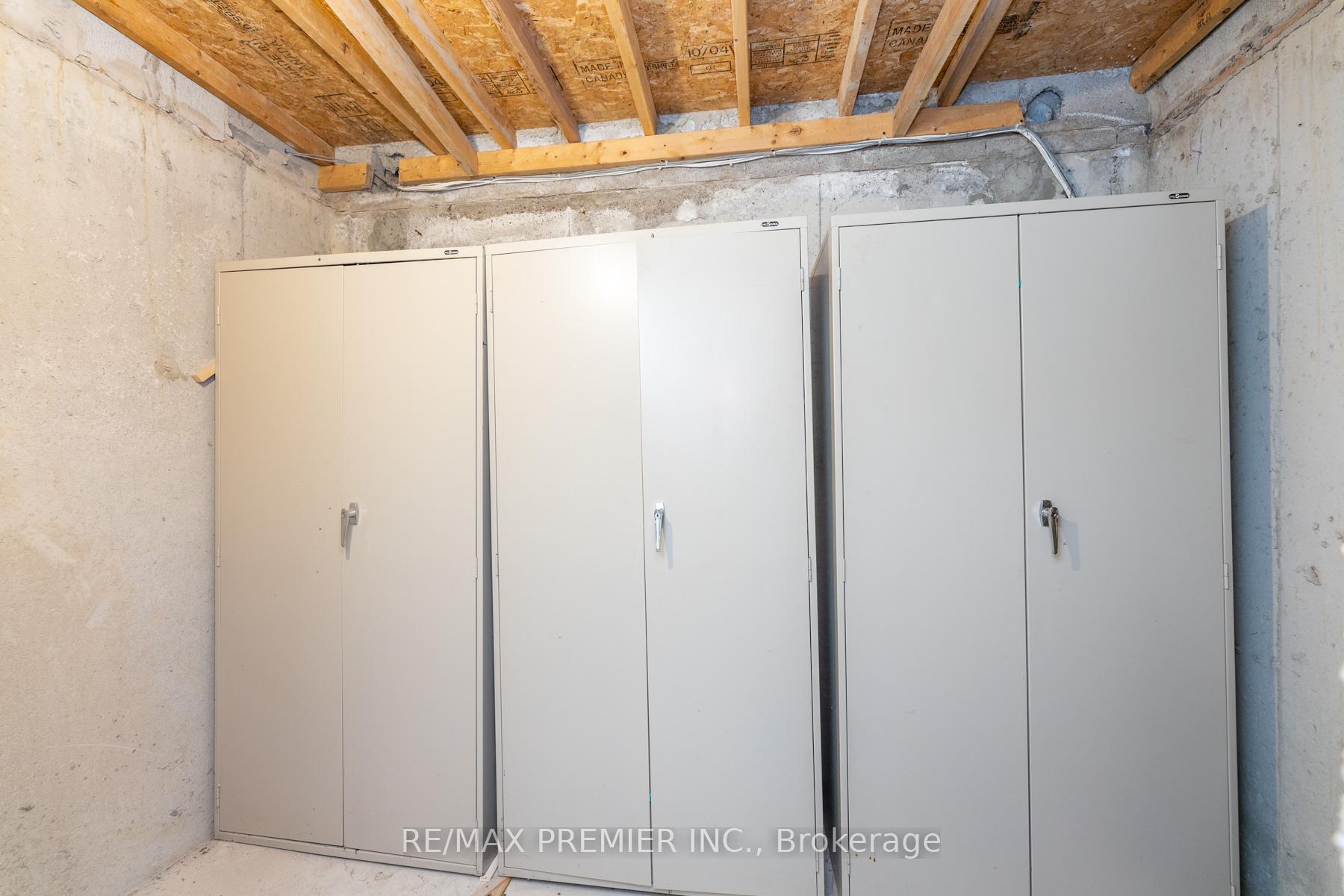 Photo 45 of 130 Windrose Court, Vaughan, East Woodbridge — HOMEH
