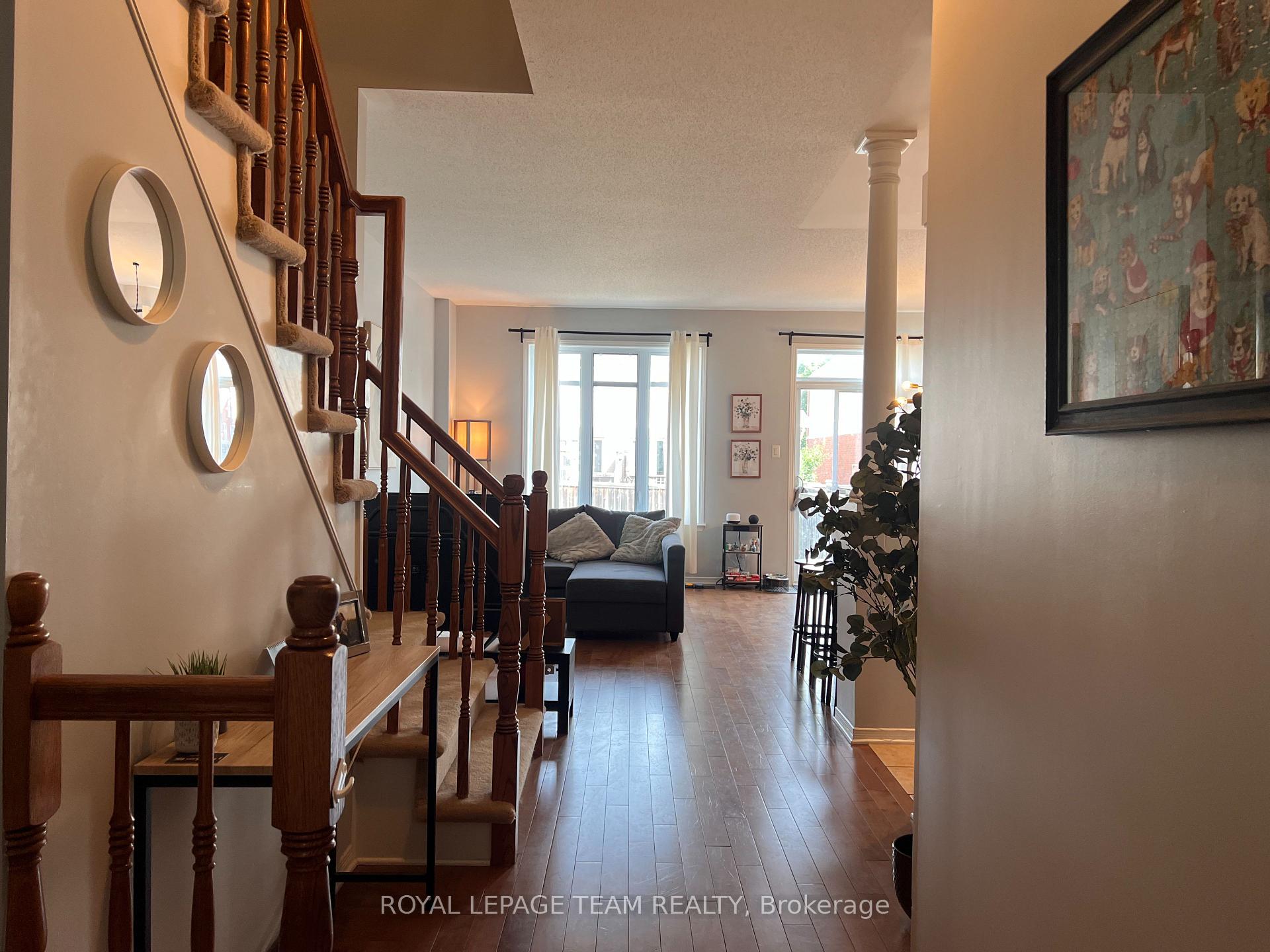 Photo 4 of 747 Nakina Way, Ottawa, Riverside South/Gloucester Glen — HOMEH