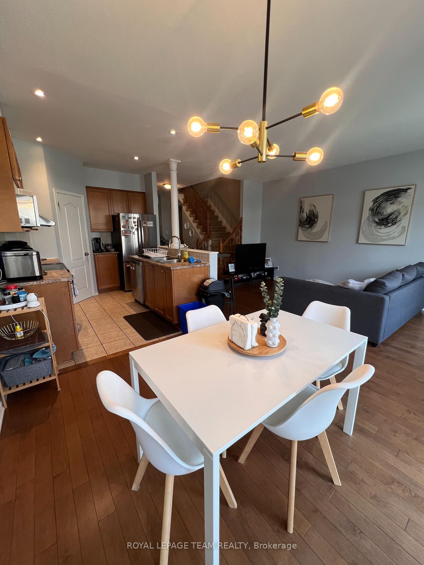 Photo 8 of 747 Nakina Way, Ottawa, Riverside South/Gloucester Glen — HOMEH