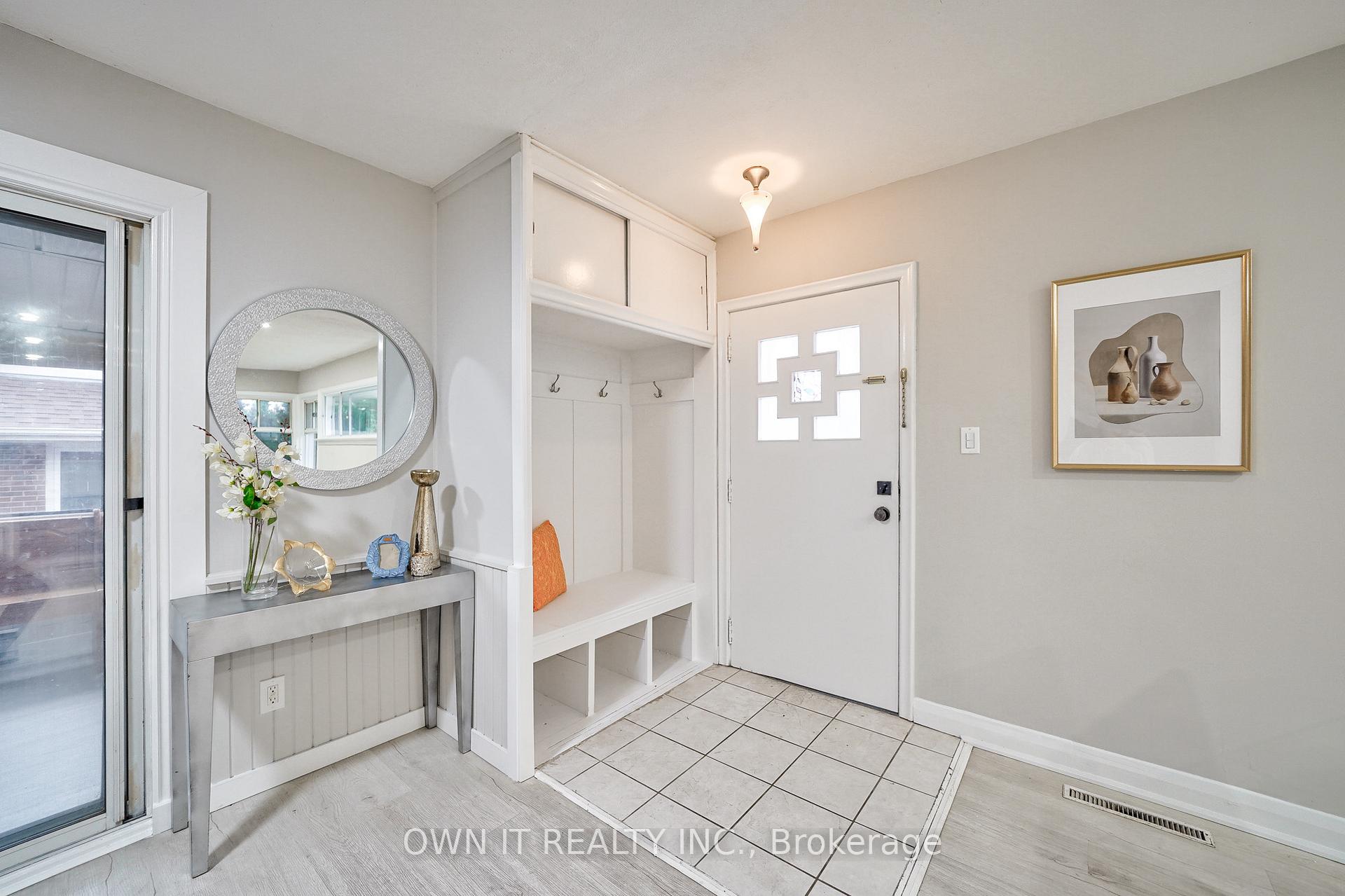 Photo 8 of 162 Allen Street E, Waterloo — HOMEH