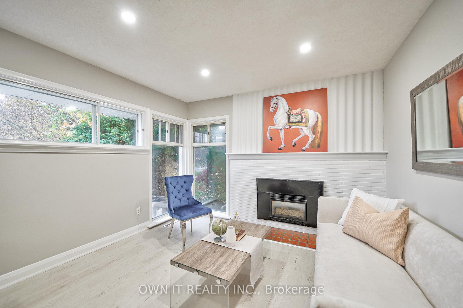 Photo 14 of 162 Allen Street E, Waterloo — HOMEH