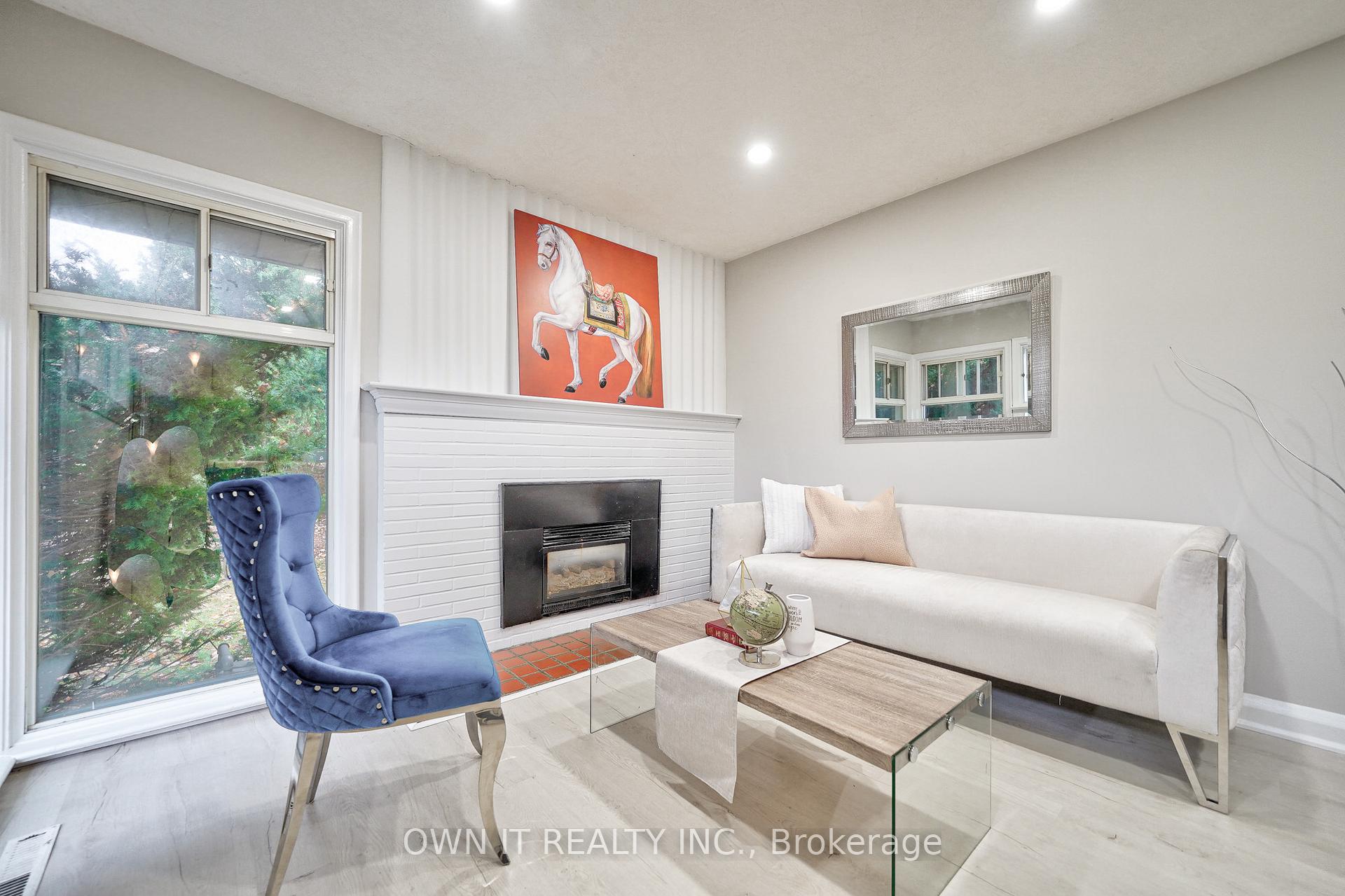 Photo 15 of 162 Allen Street E, Waterloo — HOMEH