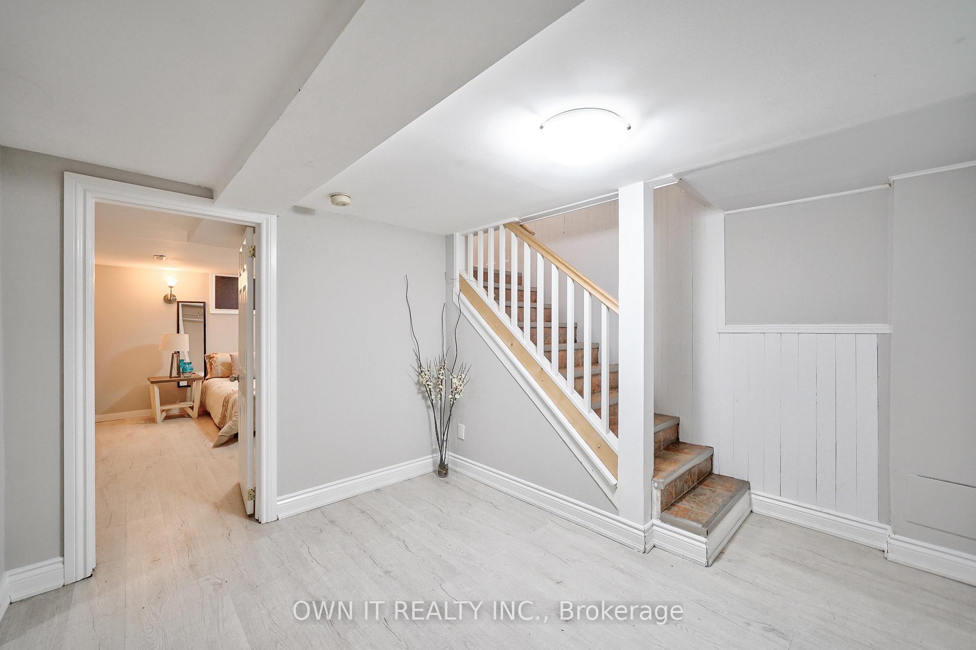 Photo 31 of 162 Allen Street E, Waterloo — HOMEH