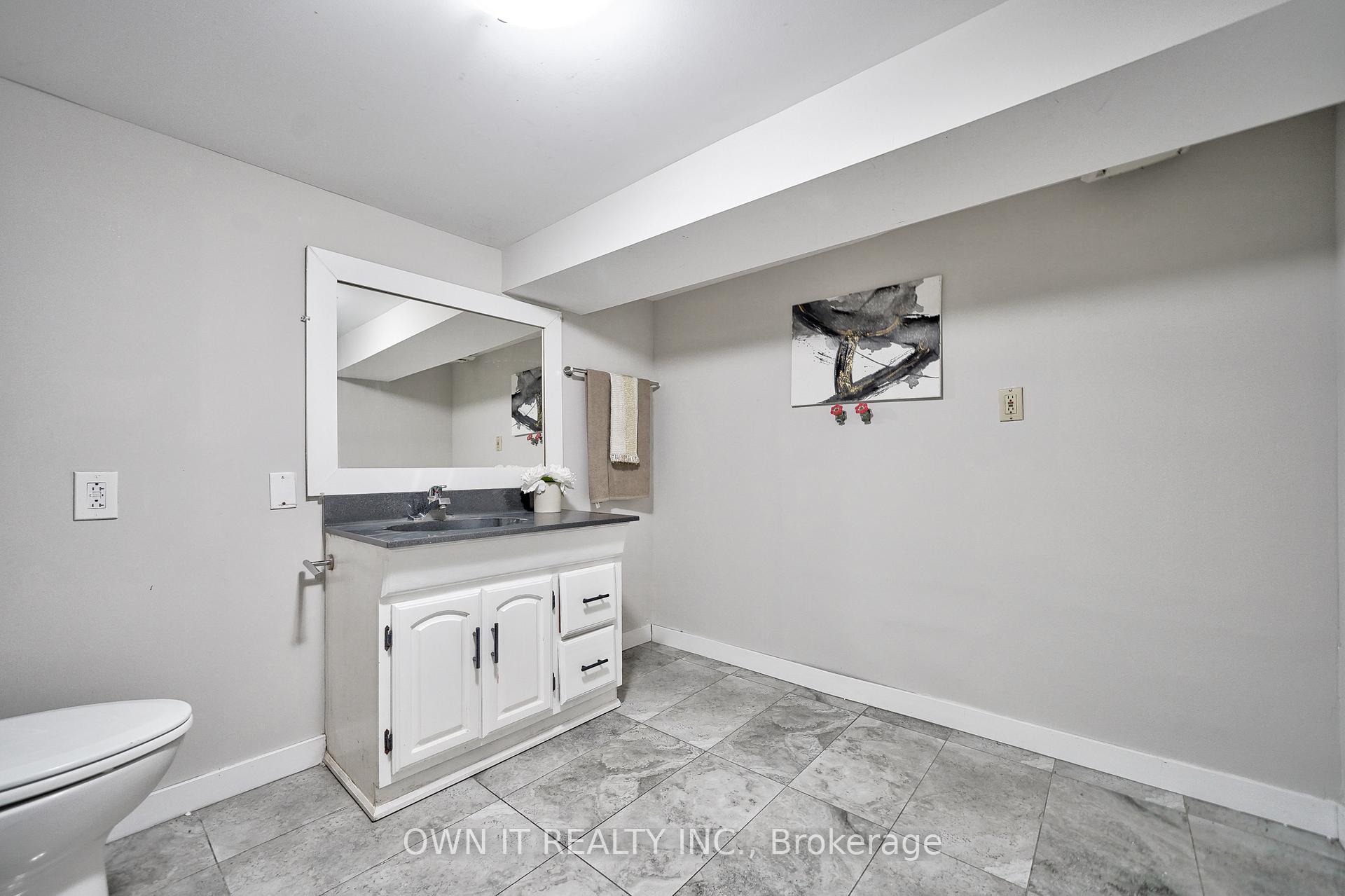 Photo 35 of 162 Allen Street E, Waterloo — HOMEH