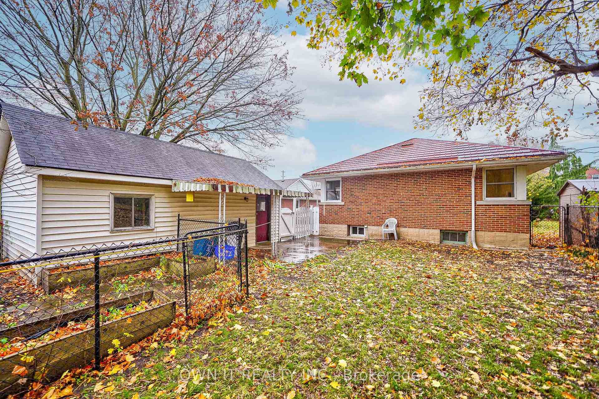 Photo 39 of 162 Allen Street E, Waterloo — HOMEH