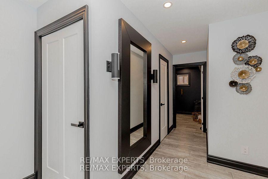 Photo 5 of 148 Lamar Street, Vaughan, Maple — HOMEH