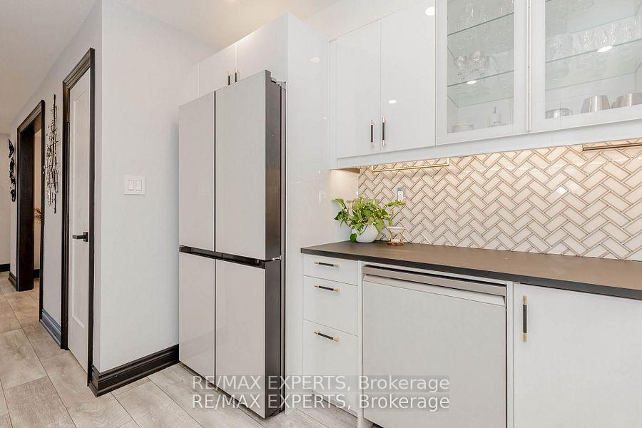 Photo 8 of 148 Lamar Street, Vaughan, Maple — HOMEH