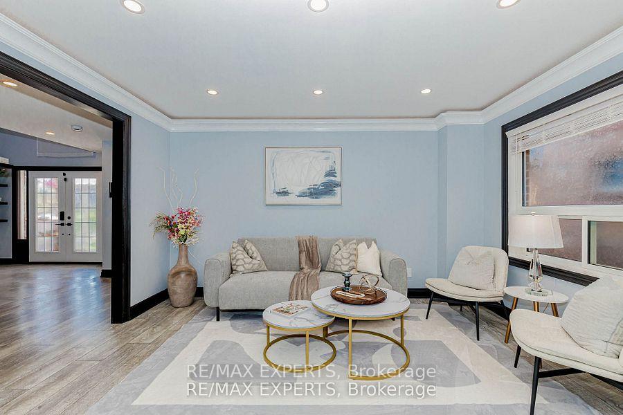 Photo 11 of 148 Lamar Street, Vaughan, Maple — HOMEH