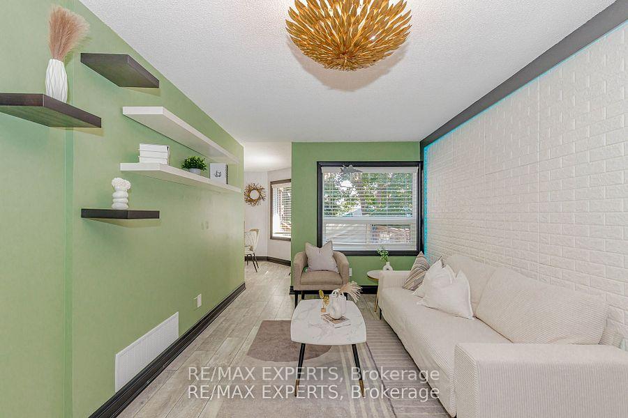 Photo 14 of 148 Lamar Street, Vaughan, Maple — HOMEH