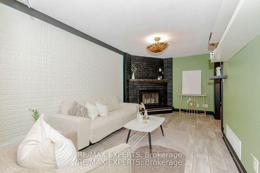 Photo 15 of 148 Lamar Street, Vaughan, Maple — HOMEH