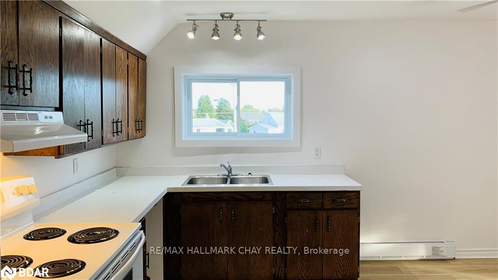 Photo 3 of 156 Simcoe Street, West Nipissing, Sturgeon Falls — HOMEH