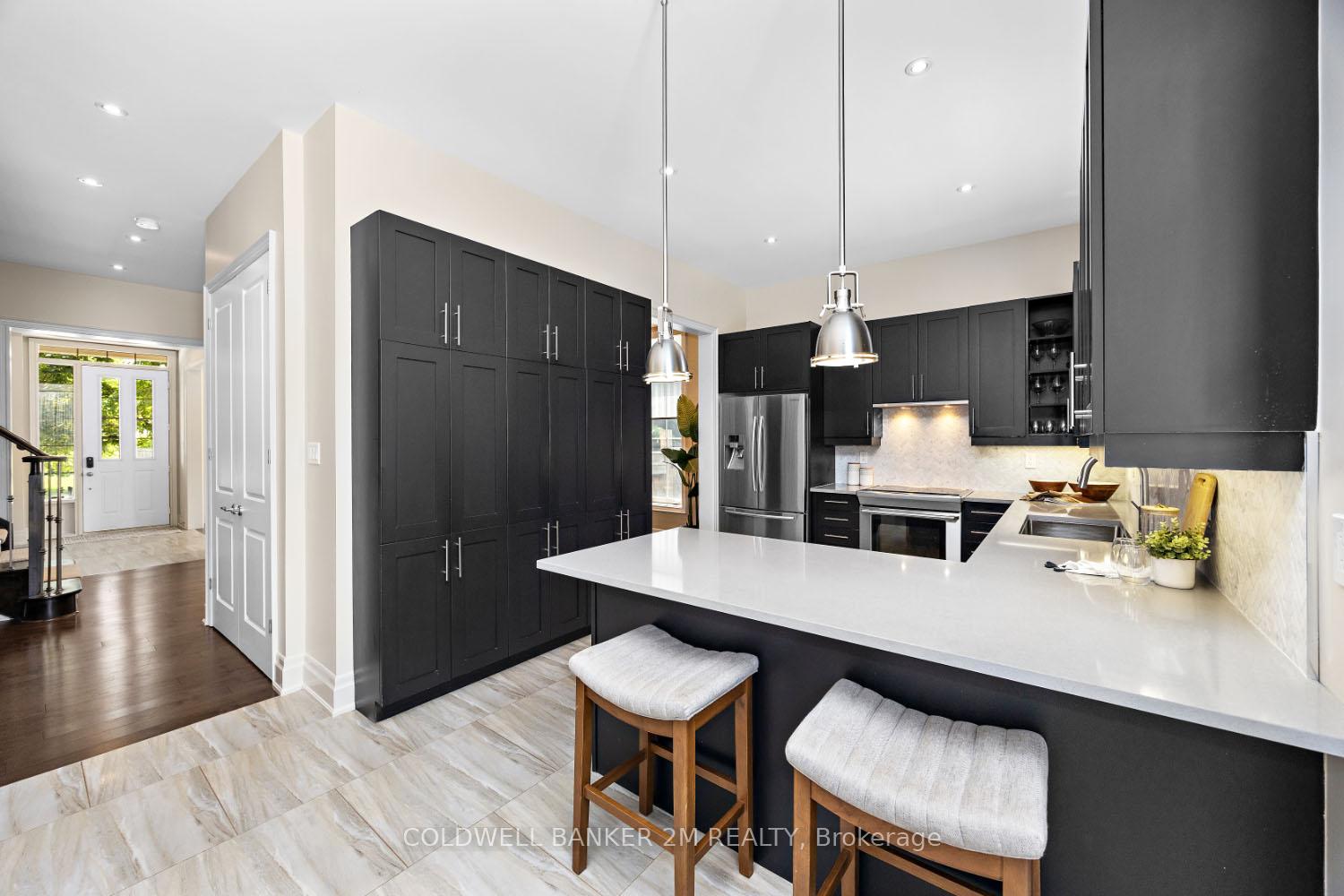 Photo 11 of 50 Gerry Ravary Place, Whitby, Brooklin — HOMEH