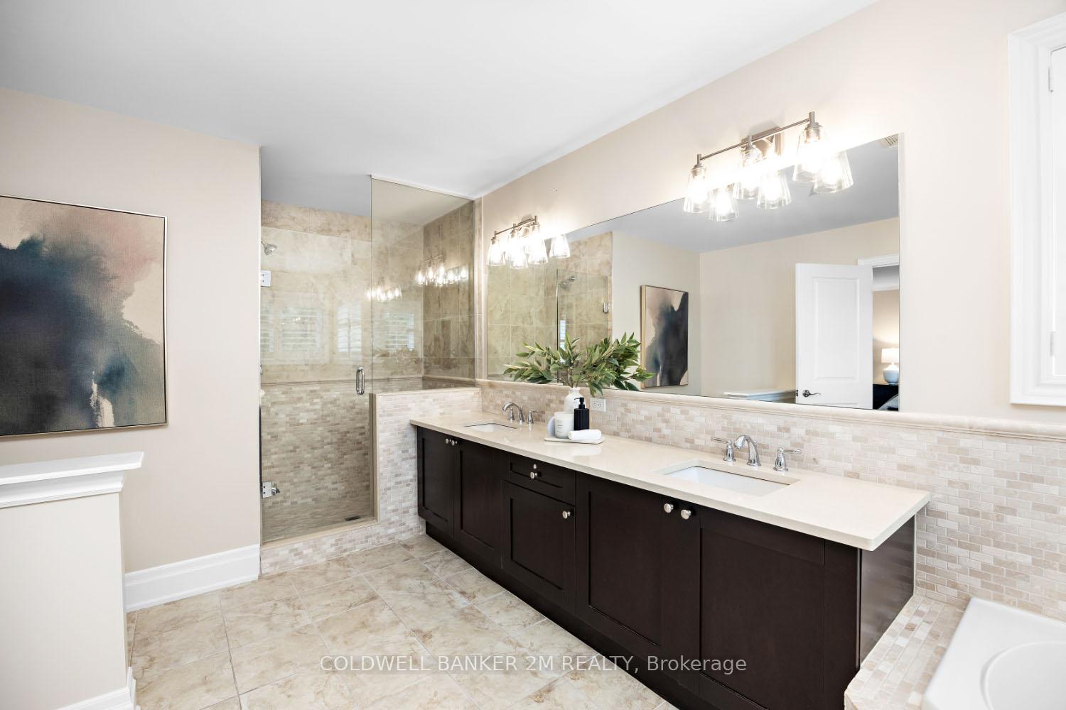 Photo 25 of 50 Gerry Ravary Place, Whitby, Brooklin — HOMEH