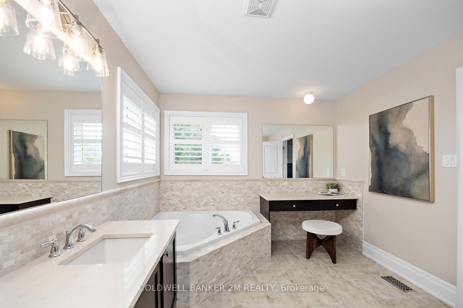 Photo 27 of 50 Gerry Ravary Place, Whitby, Brooklin — HOMEH