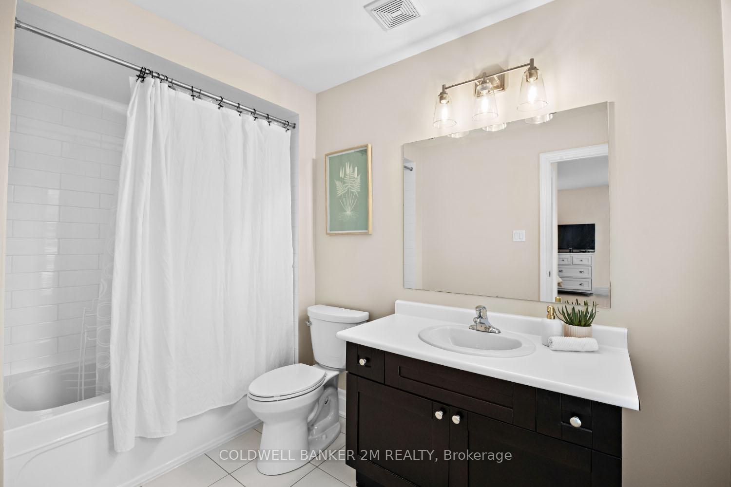 Photo 34 of 50 Gerry Ravary Place, Whitby, Brooklin — HOMEH