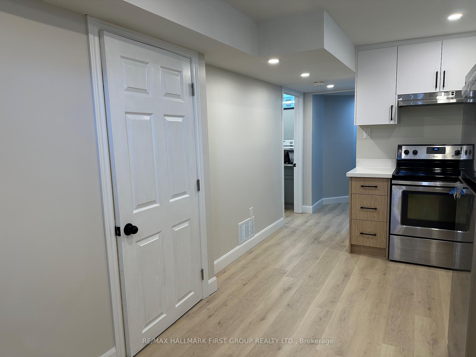 Photo 5 of Unit BASEMENT, 54 Longueuil Place, Whitby, Pringle Creek — HOMEH