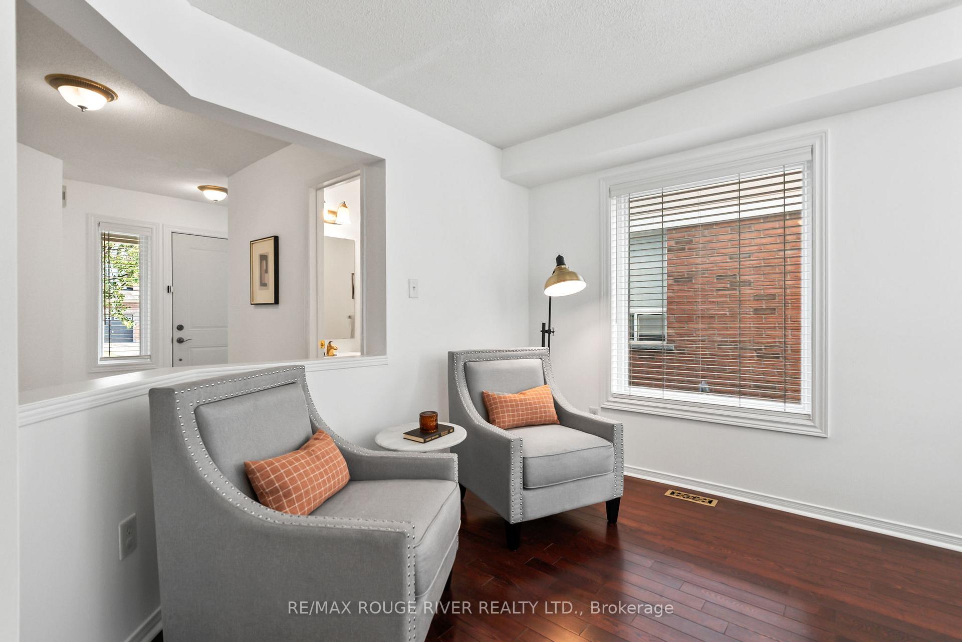 Photo 5 of 155 Bourbon Place, Whitby, Pringle Creek — HOMEH