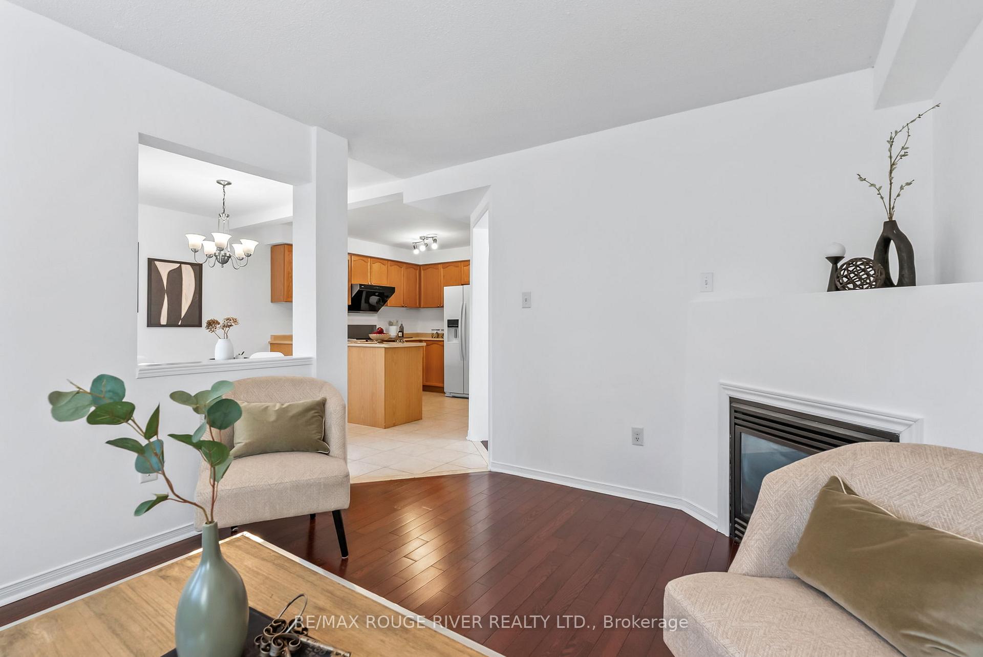 Photo 17 of 155 Bourbon Place, Whitby, Pringle Creek — HOMEH
