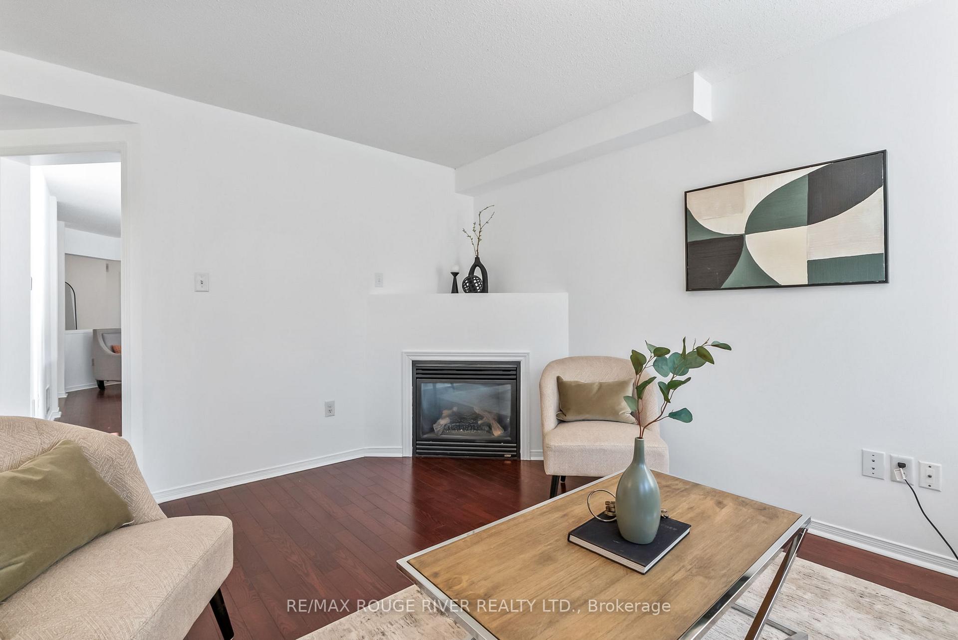 Photo 18 of 155 Bourbon Place, Whitby, Pringle Creek — HOMEH
