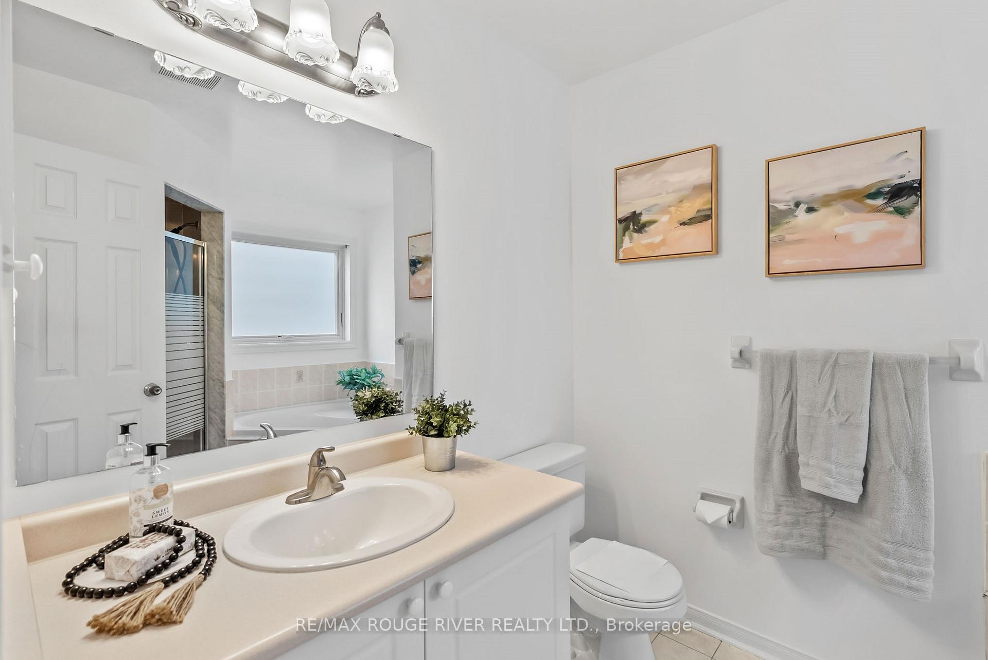 Photo 23 of 155 Bourbon Place, Whitby, Pringle Creek — HOMEH