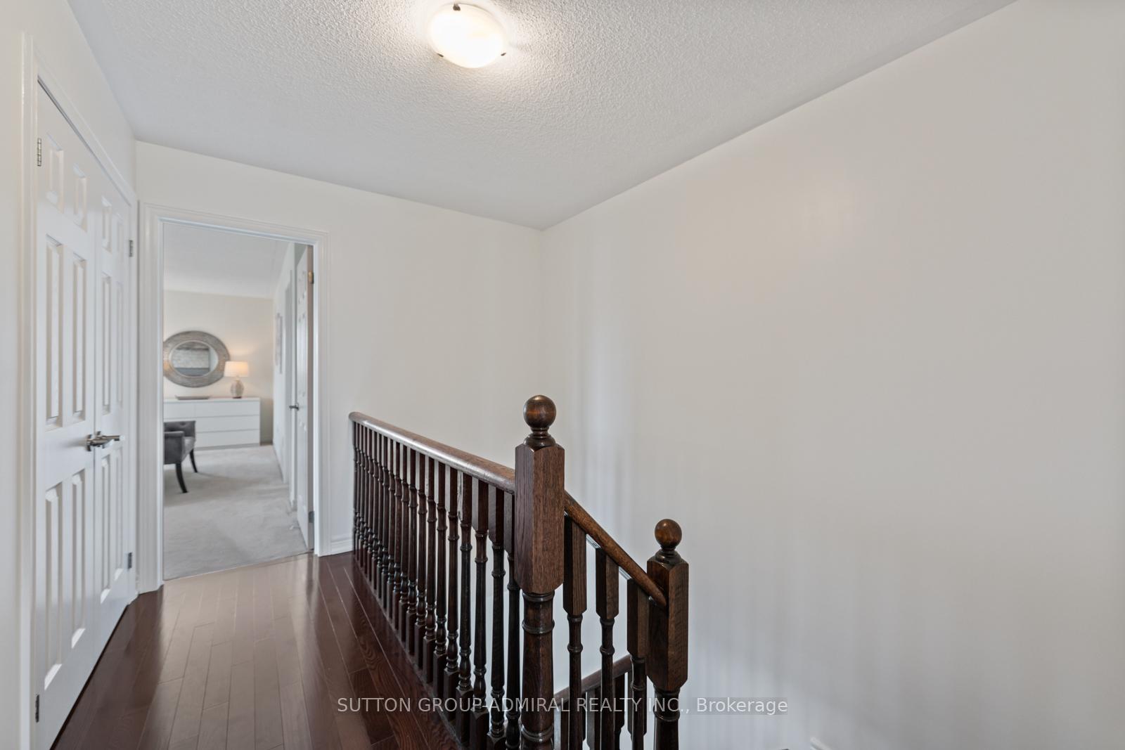 Photo 27 of 1 Robert Green Crescent, Vaughan, Patterson — HOMEH