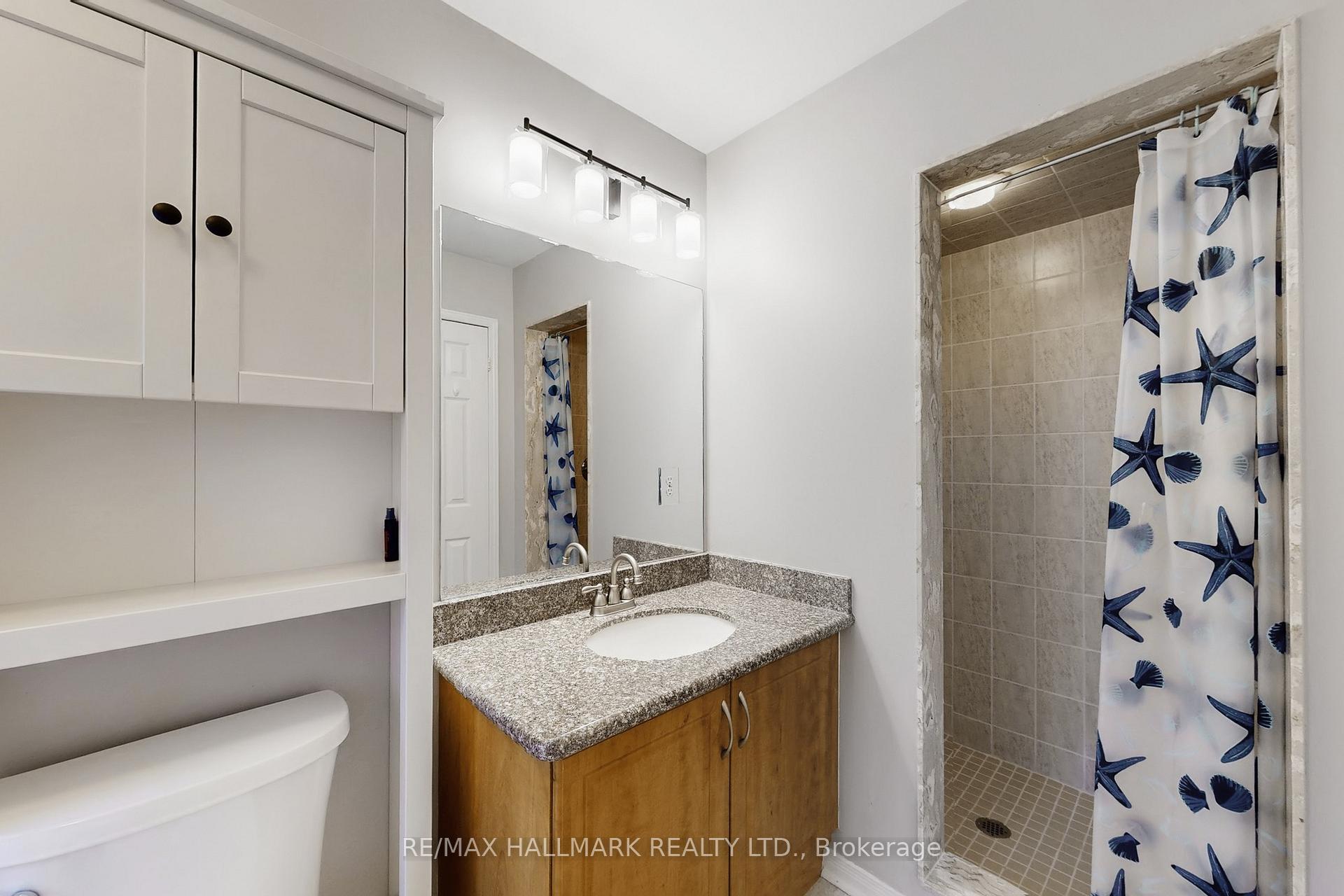 Photo 32 of 18 Catalpa Crescent, Vaughan, Patterson — HOMEH