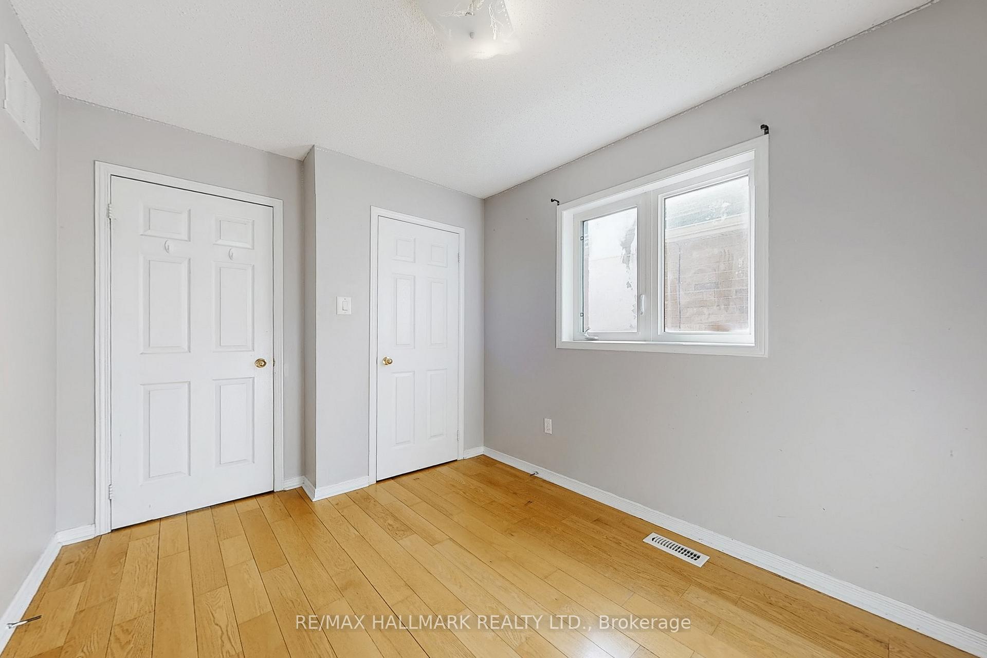Photo 33 of 18 Catalpa Crescent, Vaughan, Patterson — HOMEH