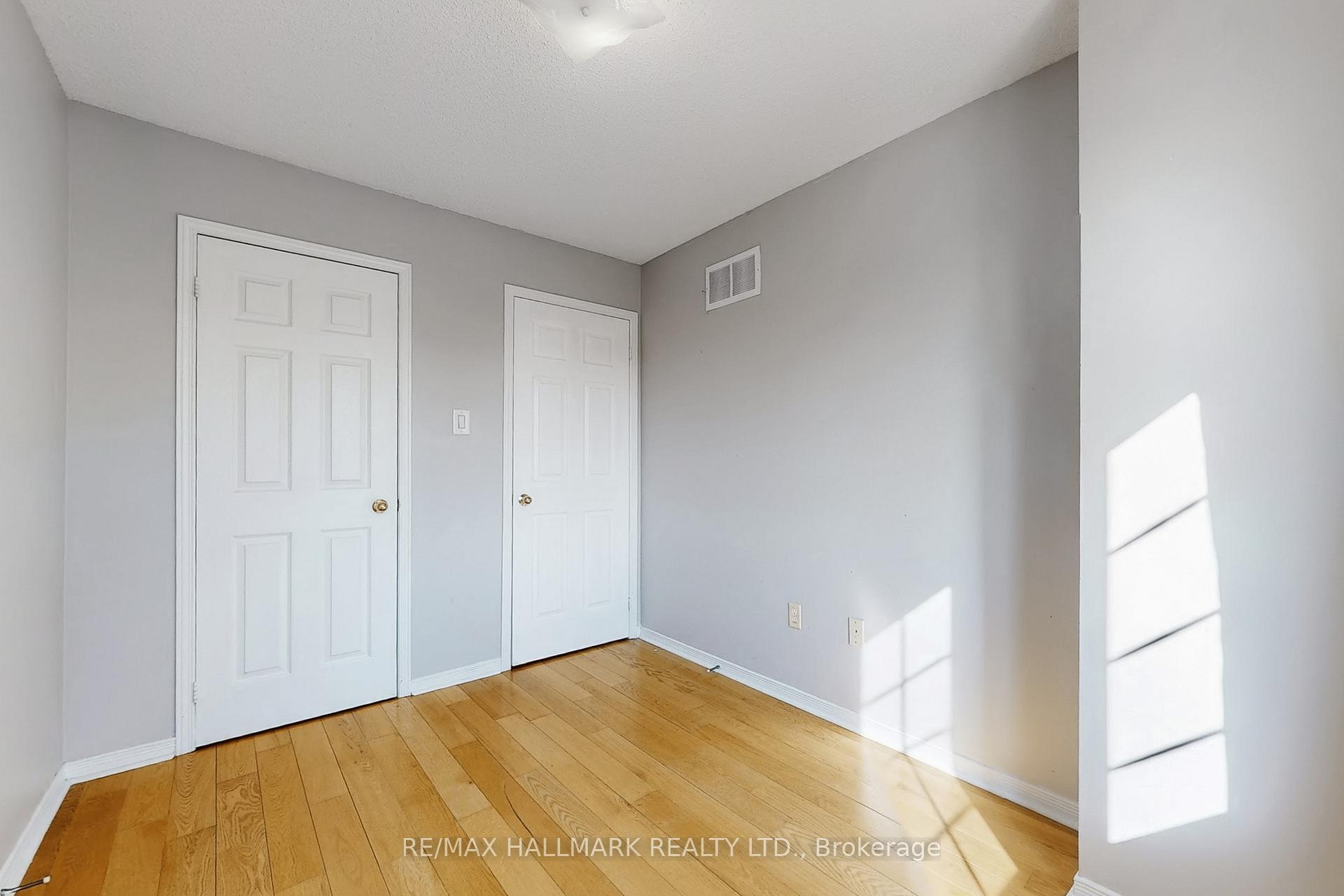 Photo 38 of 18 Catalpa Crescent, Vaughan, Patterson — HOMEH