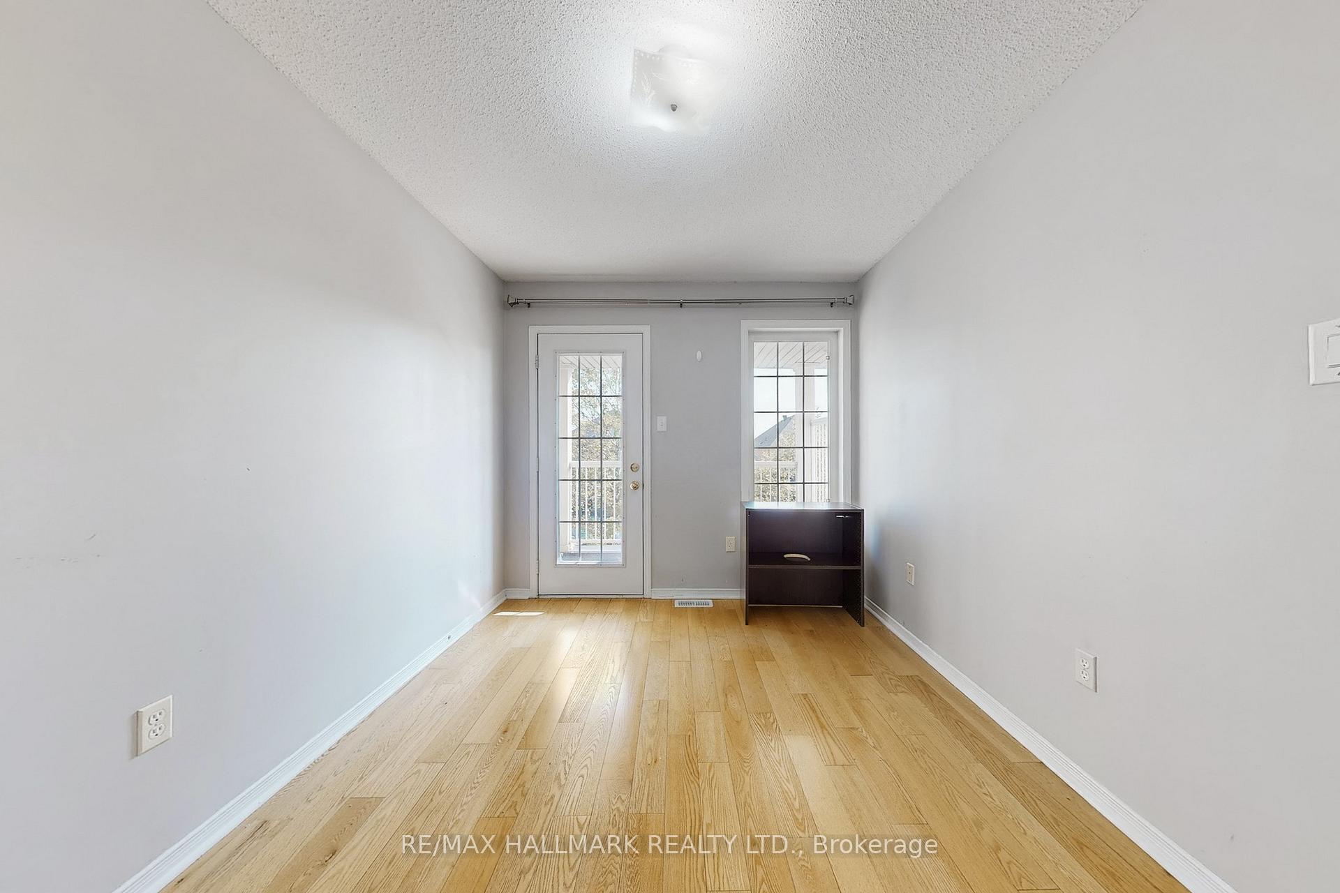 Photo 40 of 18 Catalpa Crescent, Vaughan, Patterson — HOMEH