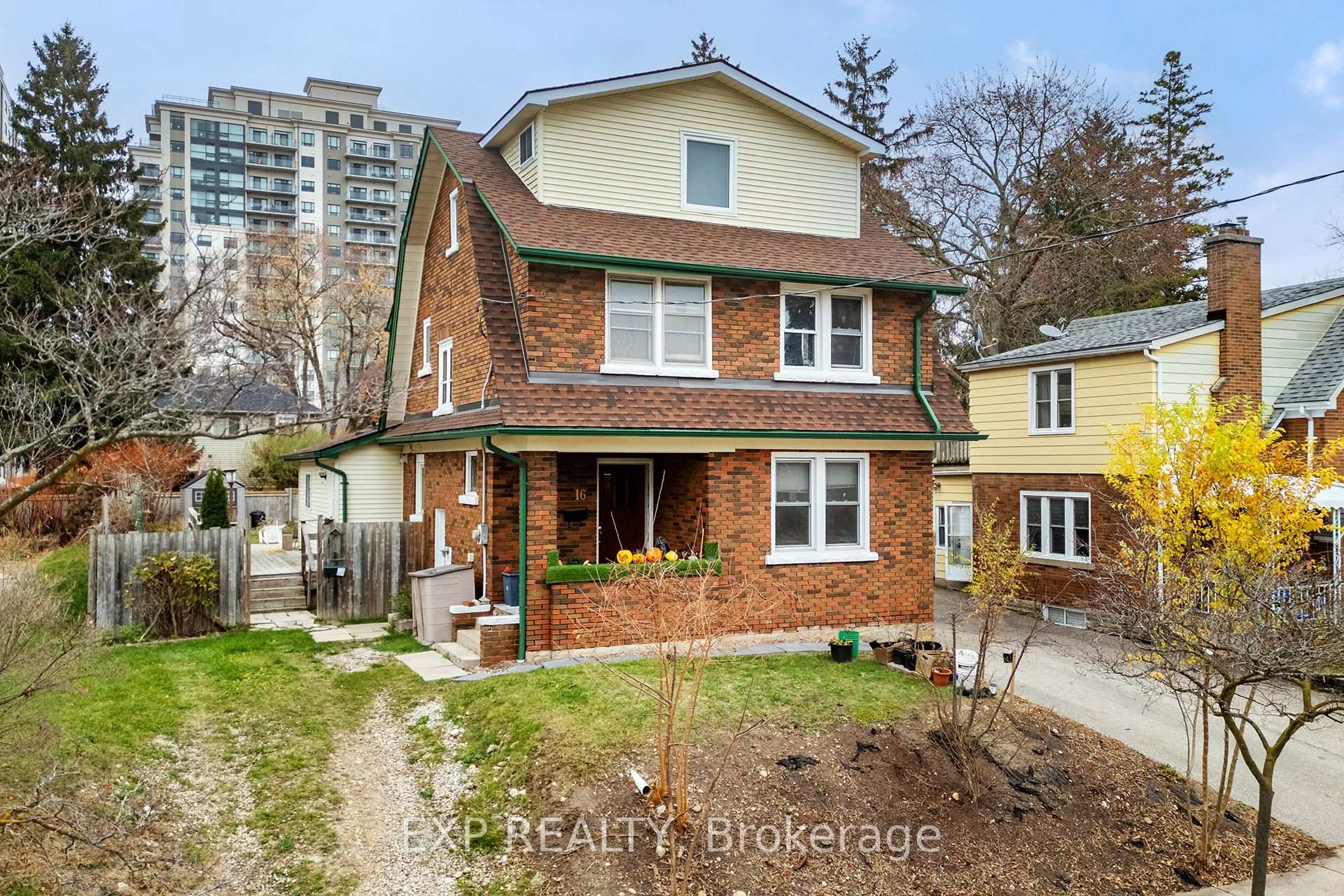 Photo 1 of 16 Dunbar Road N, Waterloo — HOMEH